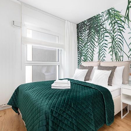 Ecru Luxurious Apartment In Port Praski With Balcony Wwa35 Варшава Экстерьер фото