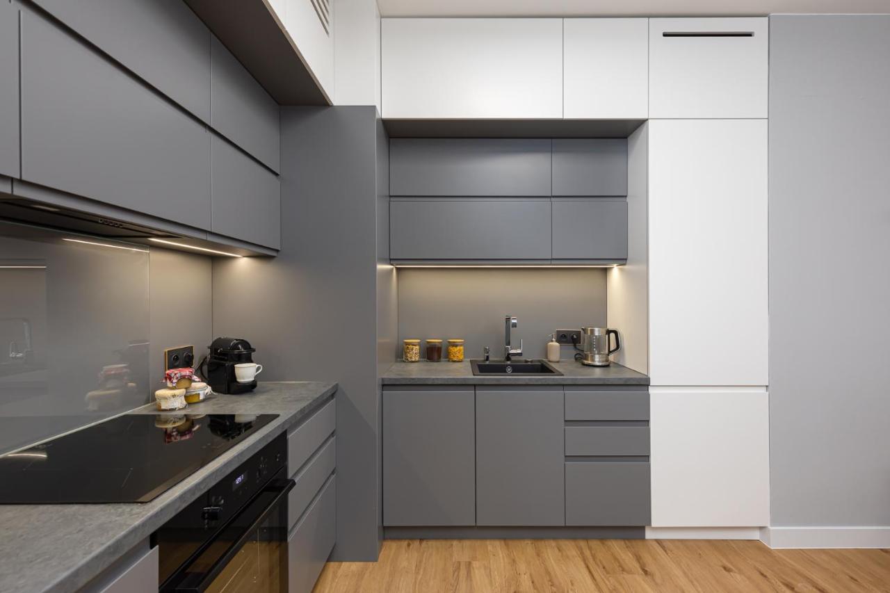 Ecru Luxurious Apartment In Port Praski With Balcony Wwa35 Варшава Экстерьер фото
