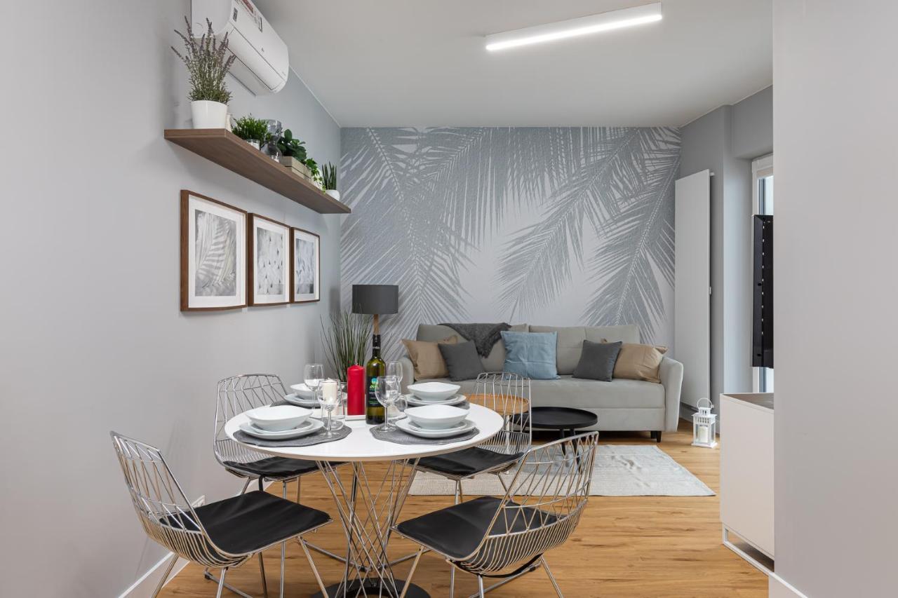 Ecru Luxurious Apartment In Port Praski With Balcony Wwa35 Варшава Экстерьер фото